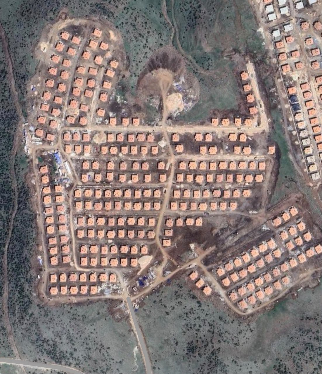 SAKÇAGÖZÜ 250 KÖY EVİ YAPIM İŞİ