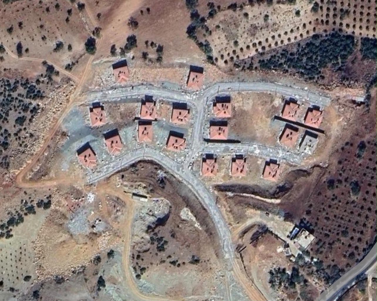 TERKEN 18 ADET KÖY EVİ YAPIM İŞİ
